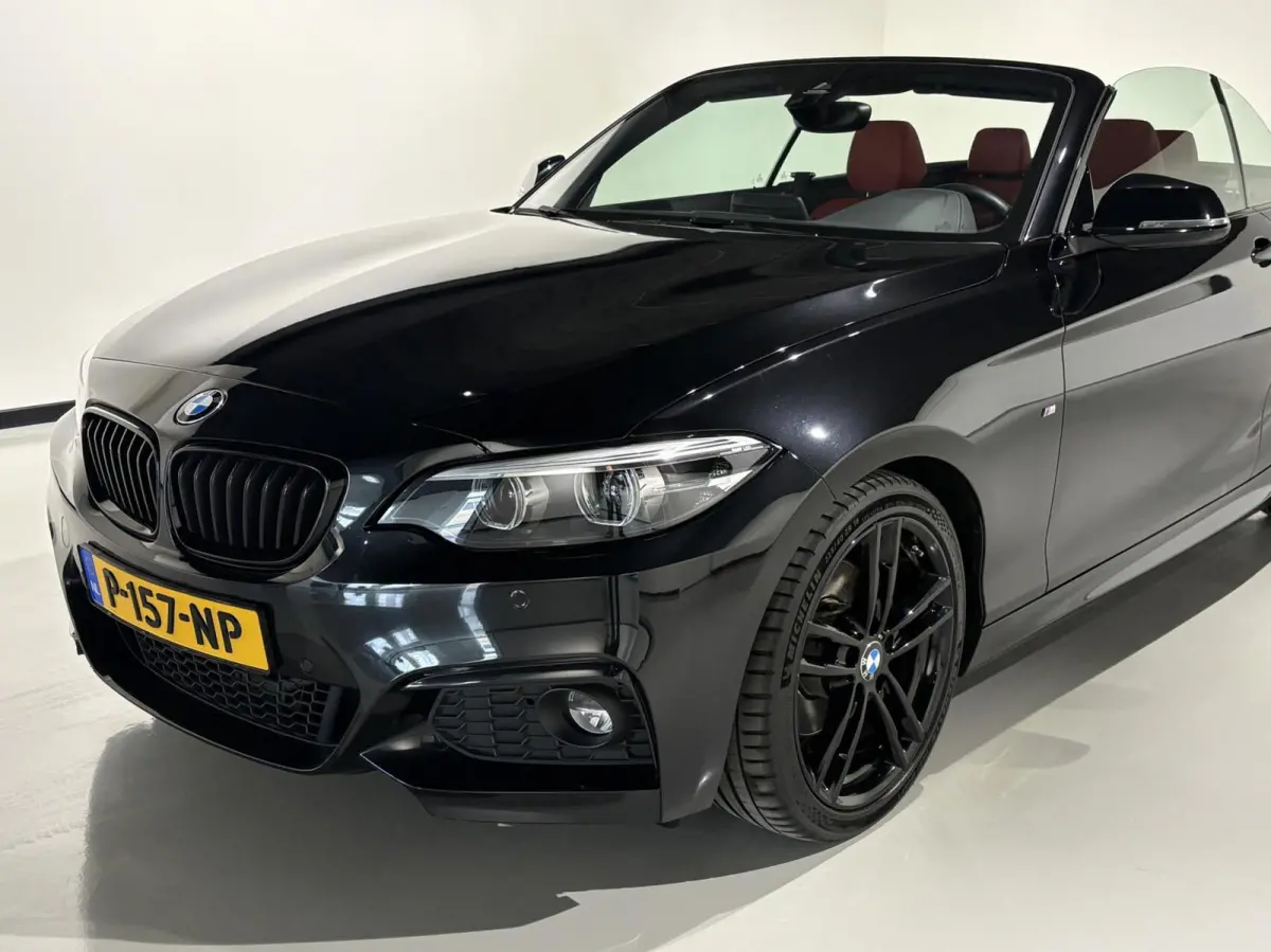 220i M Sport 184pk AUT LCI|Facelift|H&K|18''|Leder|Camera|Navi|Shodowline|