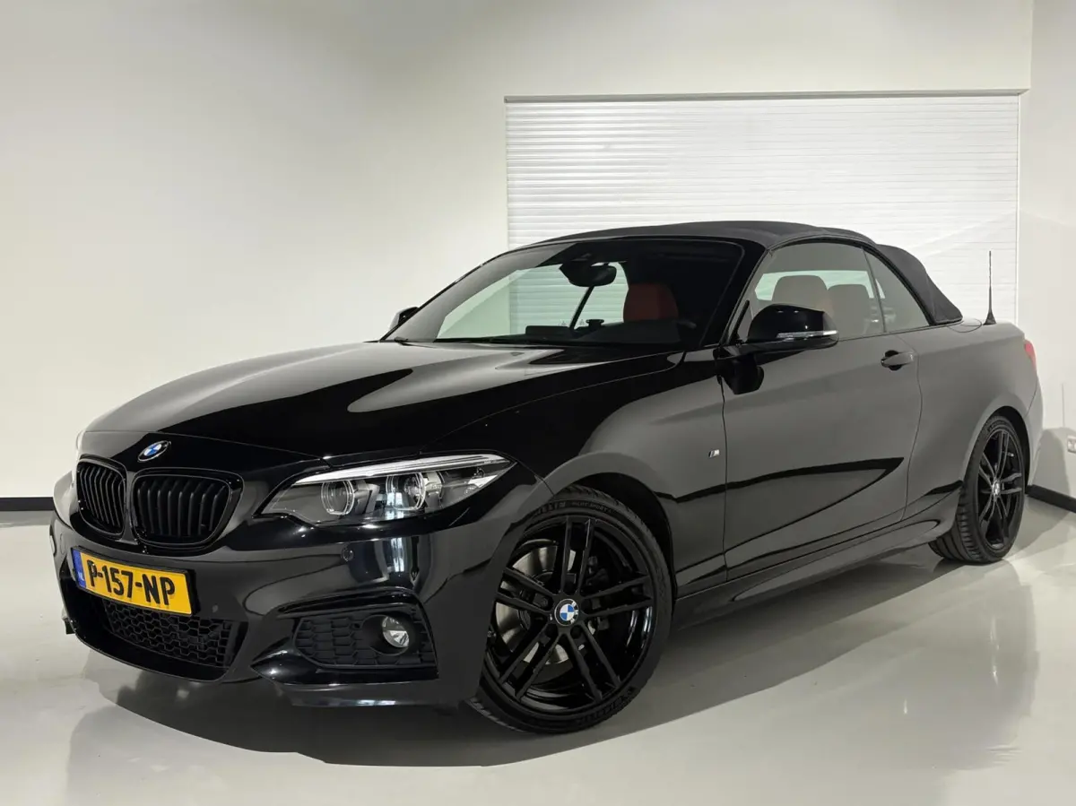 220i M Sport 184pk AUT LCI|Facelift|H&K|18''|Leder|Camera|Navi|Shodowline|