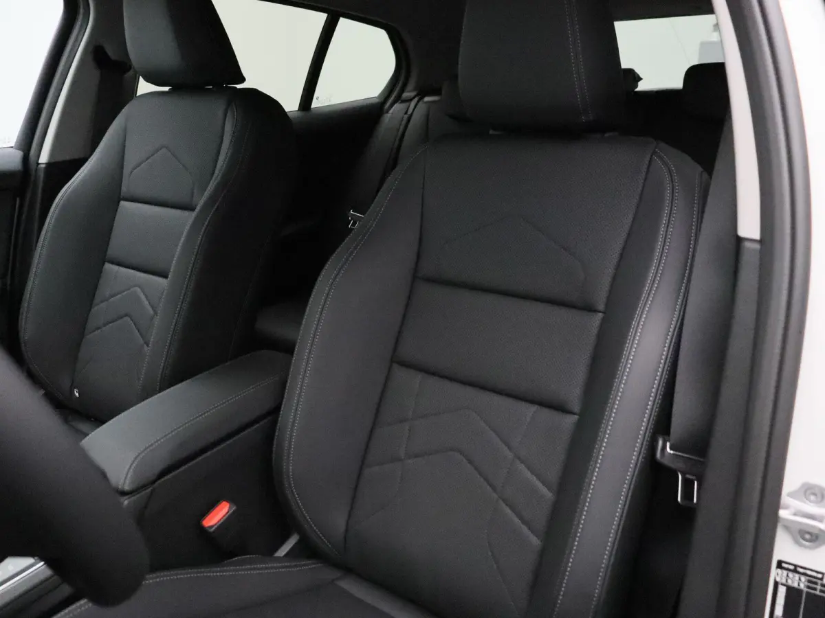 120 M Sport Design Edition | Harman Kardon | Driving Assistant |  Stuurwielverwarming | 18"