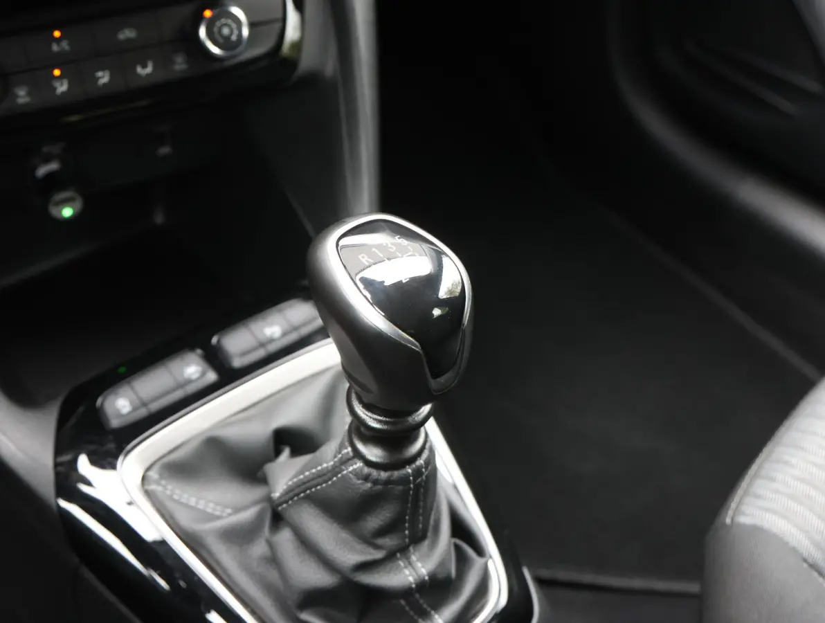 100PK Level 2 | Navigatie | Camera | Parkeersensoren | Apple en Android