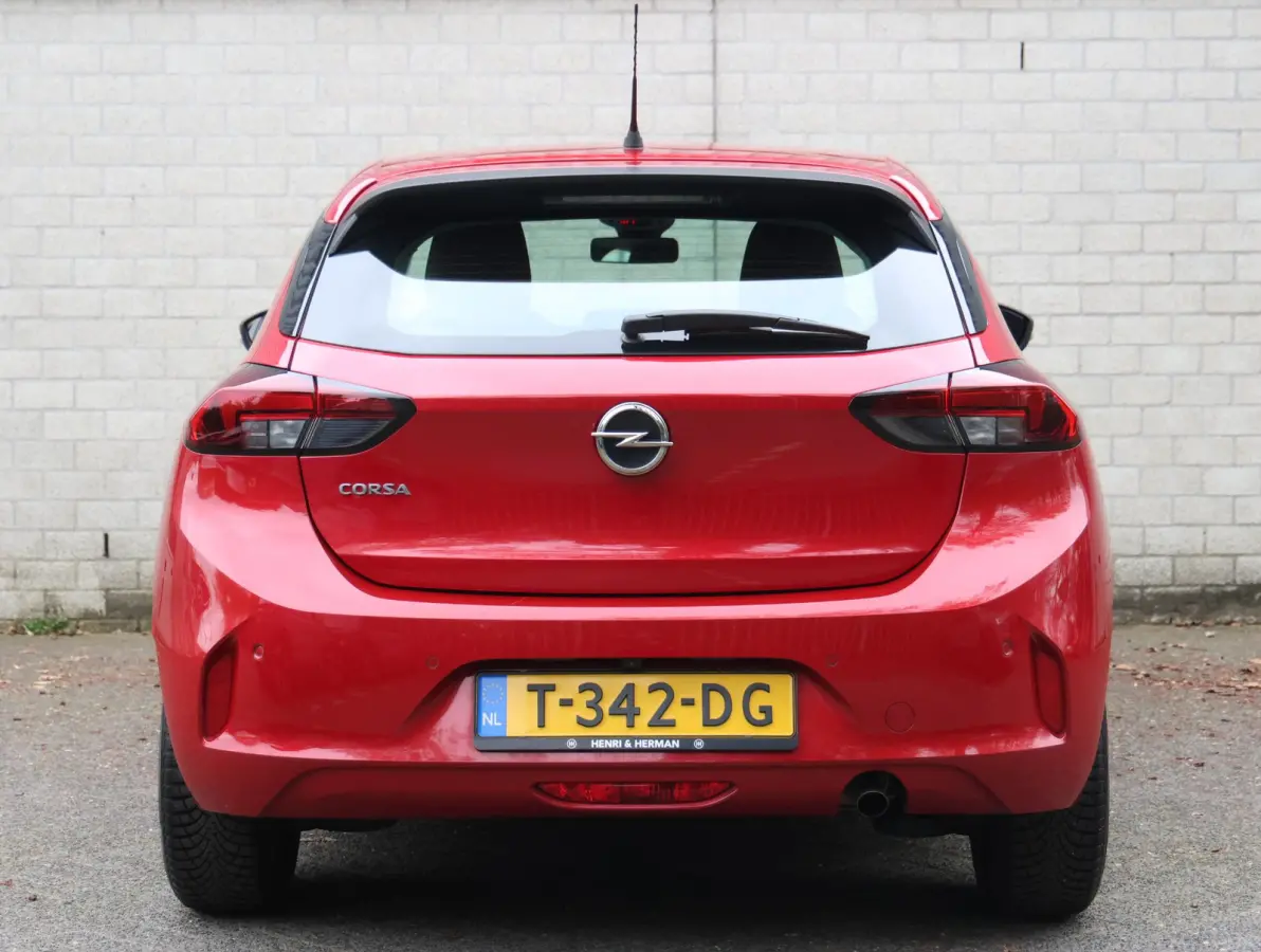 100PK Level 2 | Navigatie | Camera | Parkeersensoren | Apple en Android