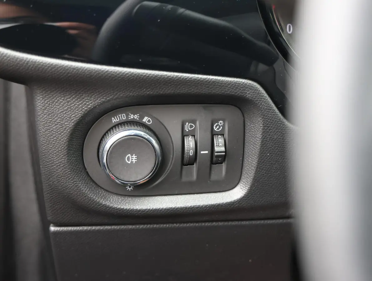 100PK Level 2 | Navigatie | Camera | Parkeersensoren | Apple en Android
