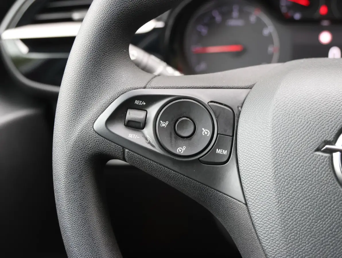 100PK Level 2 | Navigatie | Camera | Parkeersensoren | Apple en Android