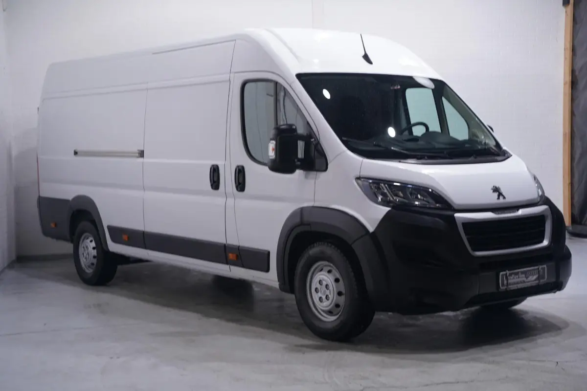 2.2 BlueHDi 165 pk L4H2 Navi, Camera Laadruimte Pakket, PDC achter, Slechts 68 dkm, 3-Zits
