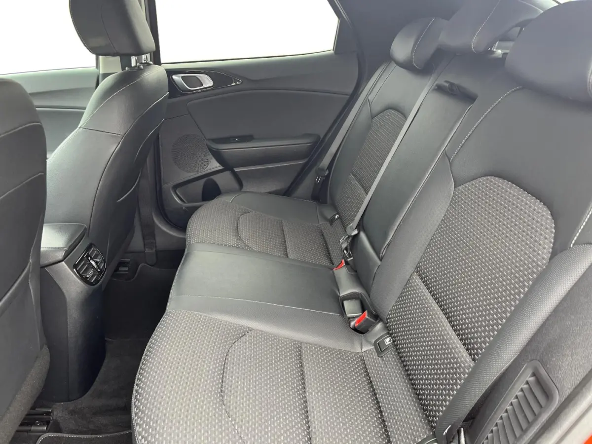 1.6 GDi PHEV DynamicPlusLine | Climate Control | Navigatie | Stoel en stuurverwarming