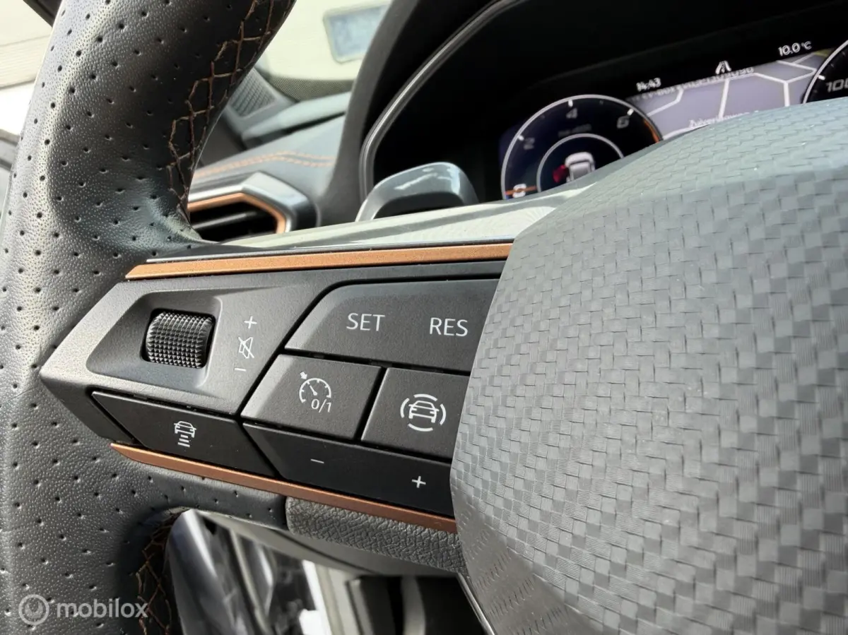1.4 e-Hybrid Performance | Pano | Carplay |
