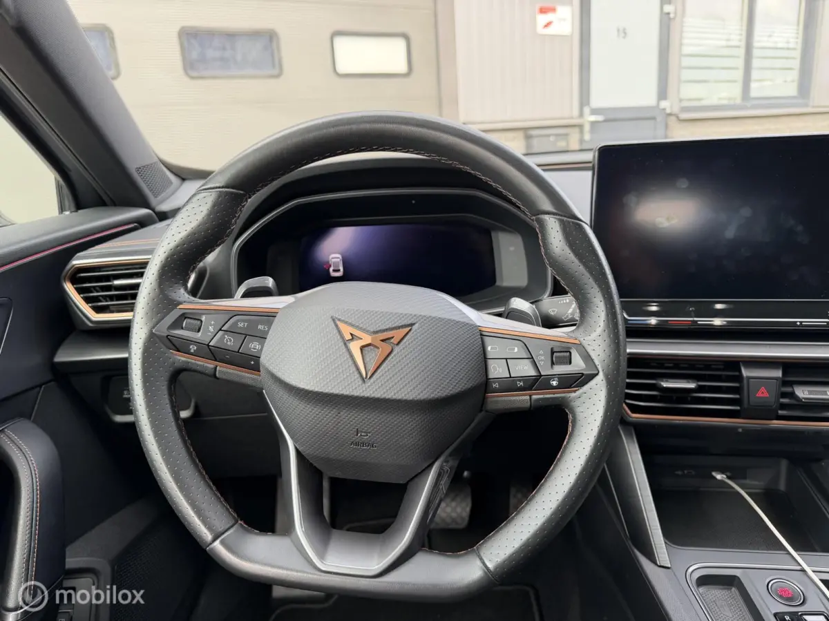 1.4 e-Hybrid Performance | Pano | Carplay |