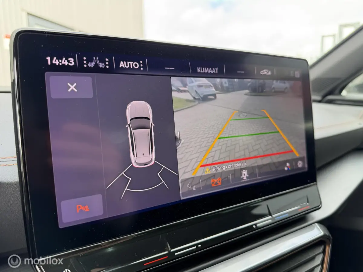 1.4 e-Hybrid Performance | Pano | Carplay |