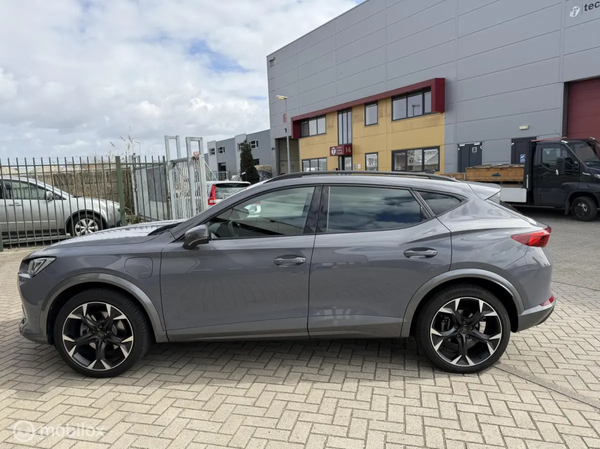 1.4 e-Hybrid Performance | Pano | Carplay |