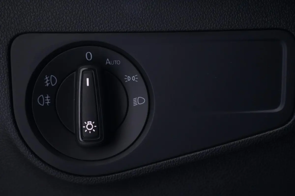 1.5 TSI FR Business Intense NAP Navi Camera Trekhaak Apple/ Android Camera 360 PDC v+a