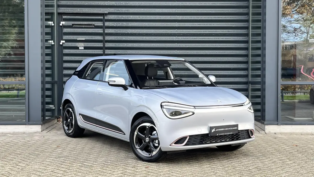 Premium Edition 42 kWh Demo direct rijden voordeel