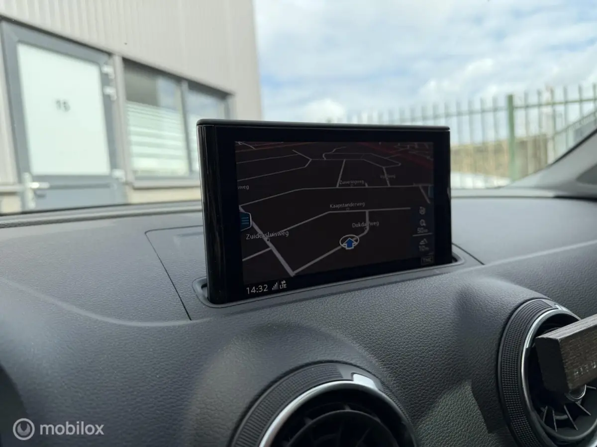 1.0 TFSI | Pano | Adaptive Cruise |