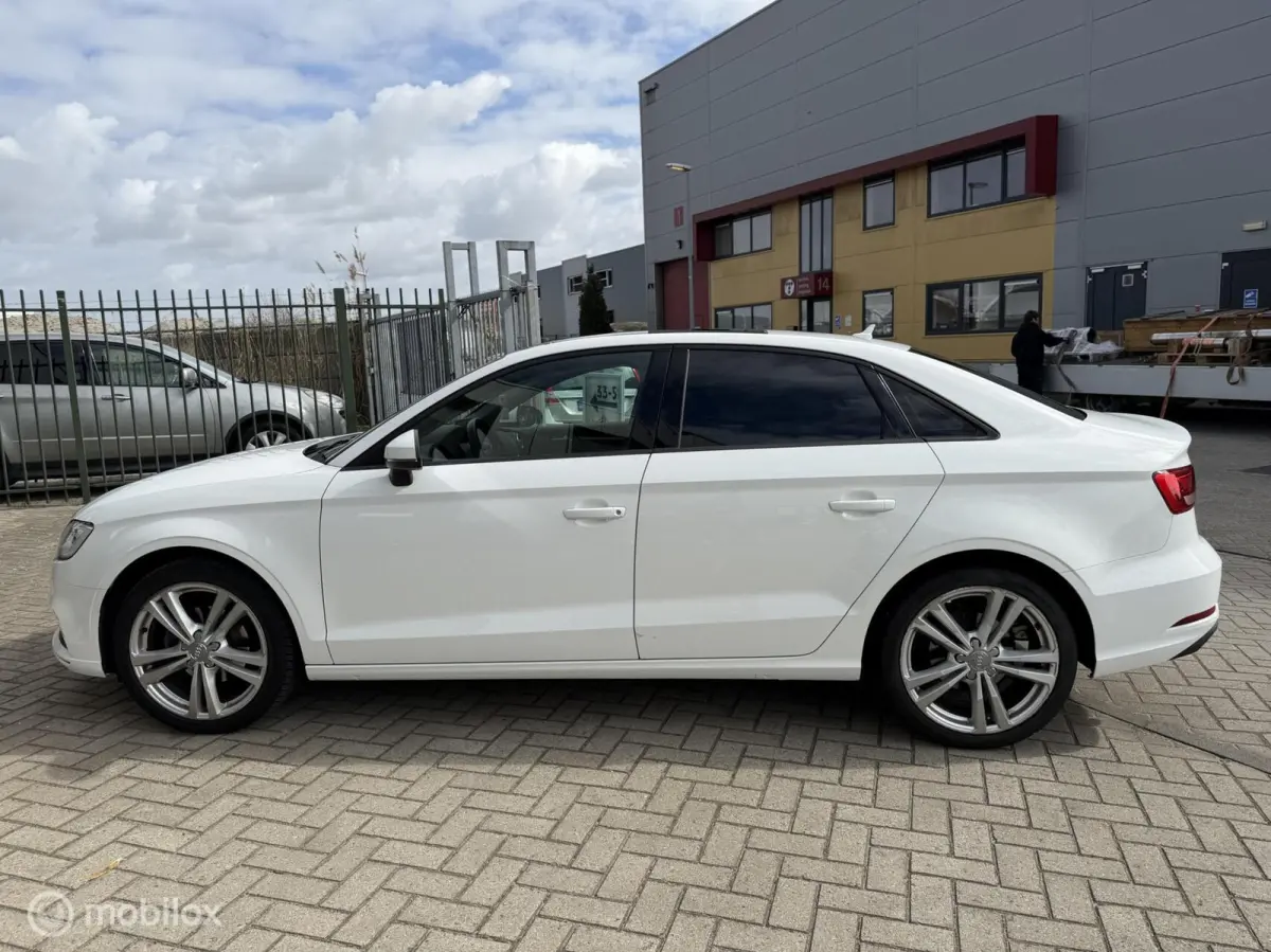 1.0 TFSI | Pano | Adaptive Cruise |