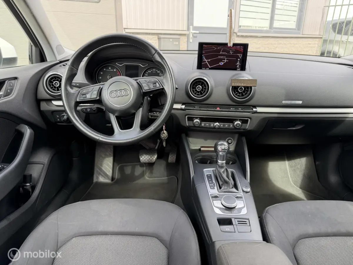 1.0 TFSI | Pano | Adaptive Cruise |