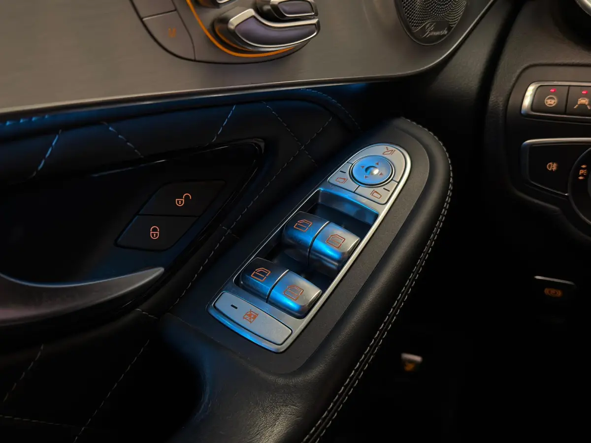 AMG 63 S Edition 1 / NL-auto / Schuifdak / Burmester