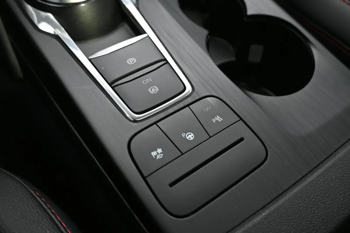 2.5 FHEV ST-Line |Geen stekker|Panoramadak|CarPlay|Stuur + stoelverwarming