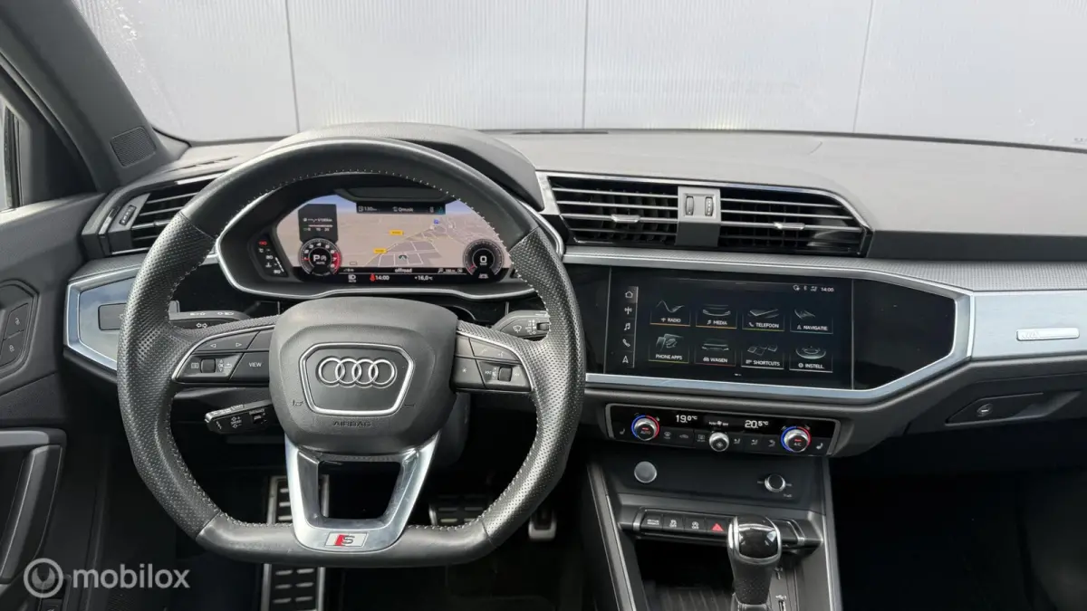 35TFSI S Line Pano ACC Carplay