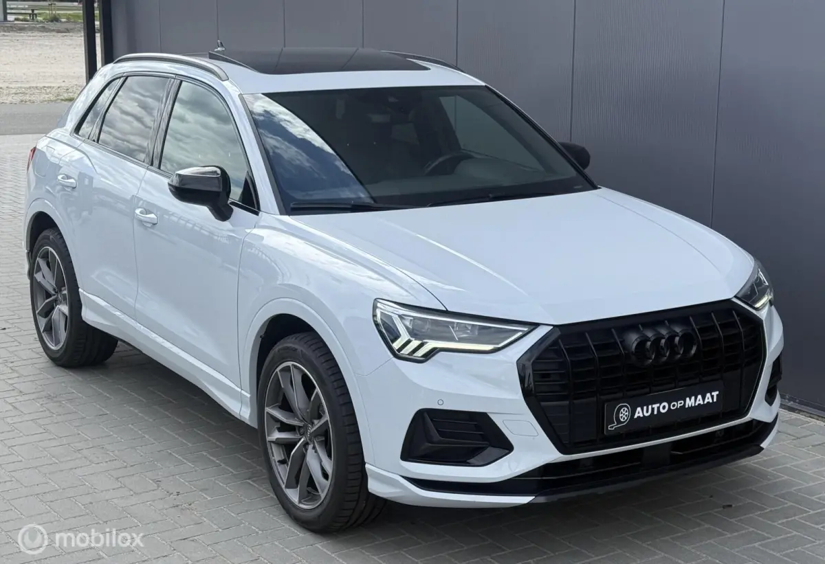 35TFSI S Line Pano ACC Carplay