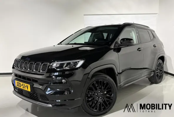 4xe 240 Plug-in Hybrid S|Black|Leder|360|Alpine| Stoelkoel+verwarm|Lane assist|Side assist|