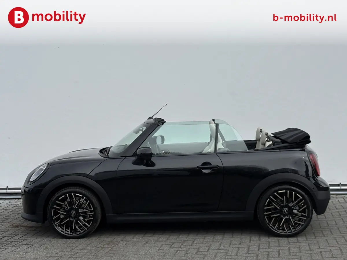 2.0 S Favoured XL Adaptive Cruise Control | 360 Camera | Massagestoel | Stuur/Stoelverwarming | DAB Audio