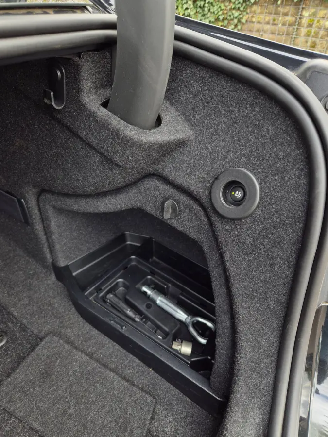 330i M Sport Elek. Trekhaak Apple CarPlay 100% Dealer onderhouden DAB+ TOP STAAT 330i Centennial High Executive