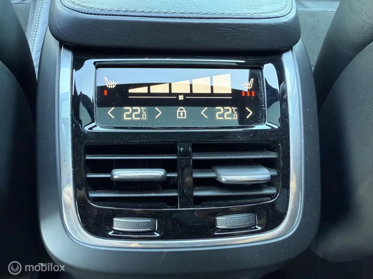 2.0 T8 Twin Engine AWD R-Design PANO 360camera 7zit trekhaak