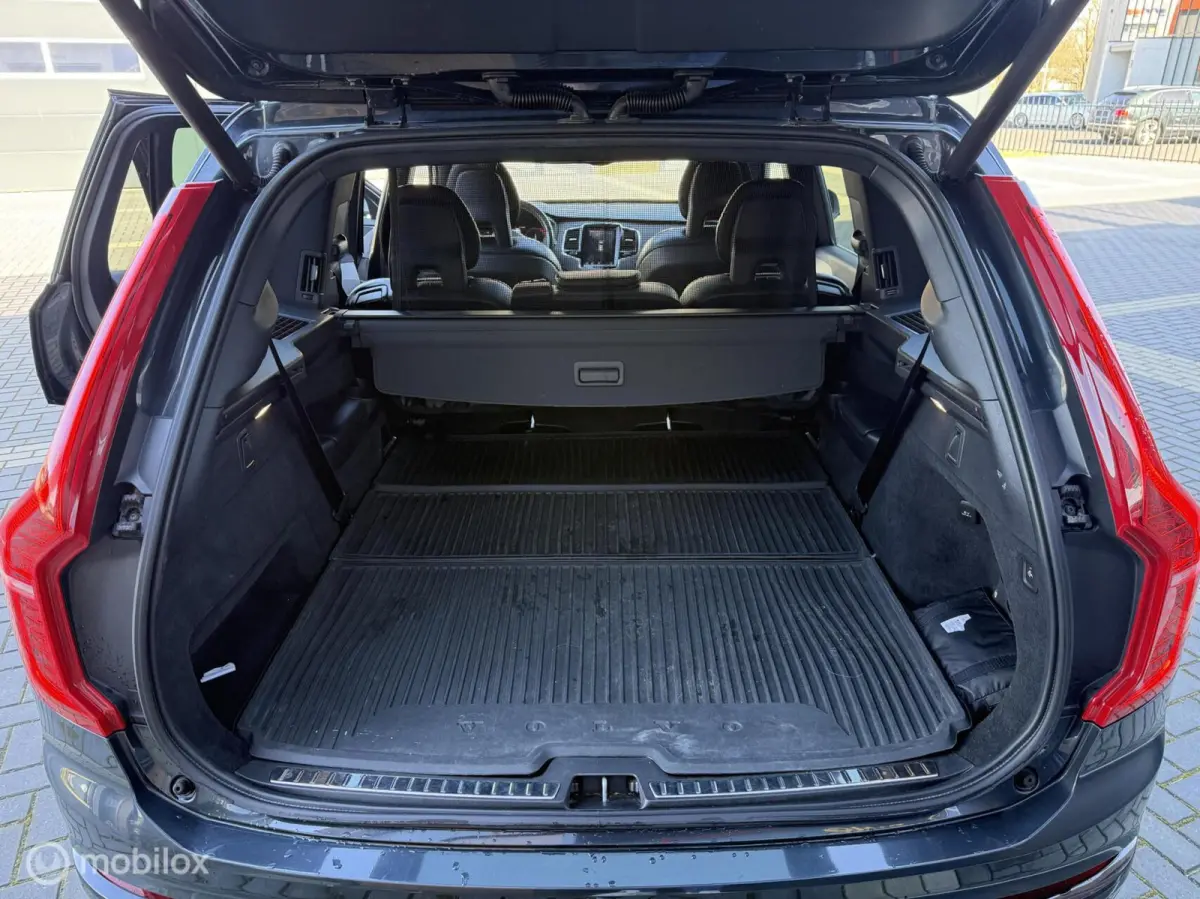 2.0 T8 Twin Engine AWD R-Design PANO 360camera 7zit trekhaak