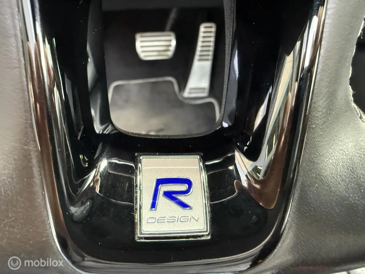 2.0 T8 Twin Engine AWD R-Design PANO 360camera 7zit trekhaak