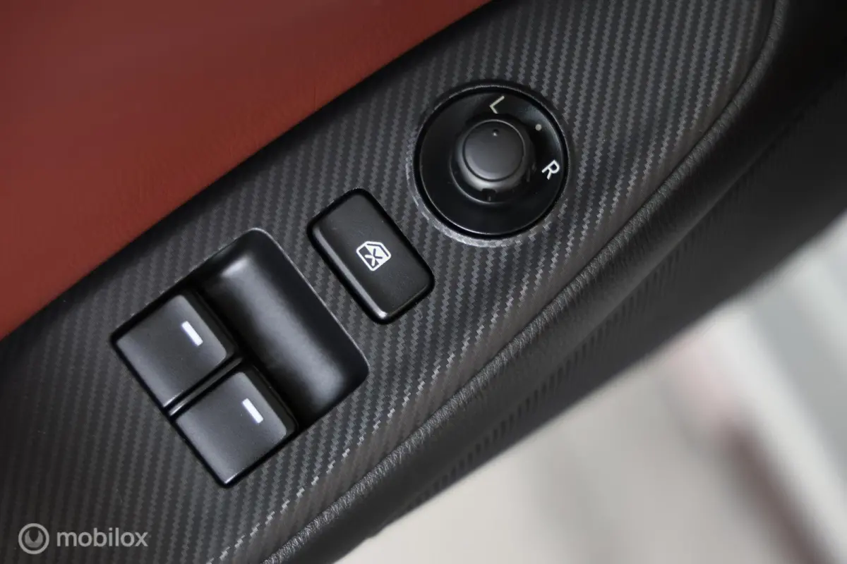 1.5 SkyActiv-G 131 Sakura - Camera - Cruise - Navi