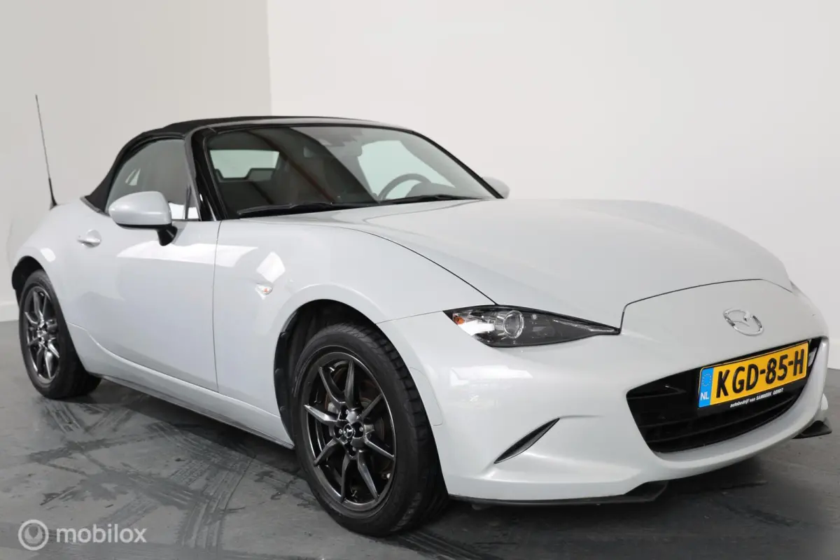 1.5 SkyActiv-G 131 Sakura - Camera - Cruise - Navi
