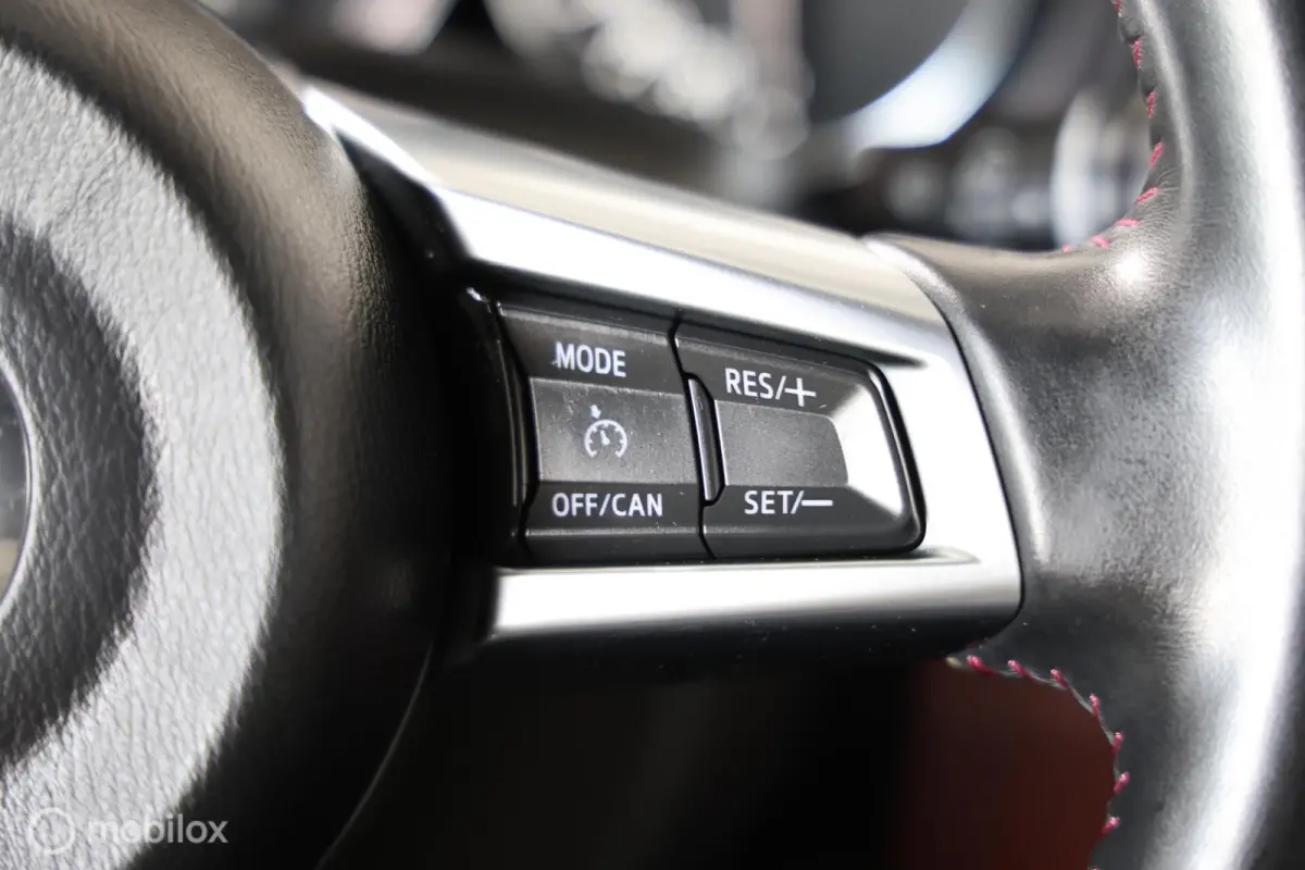 1.5 SkyActiv-G 131 Sakura - Camera - Cruise - Navi