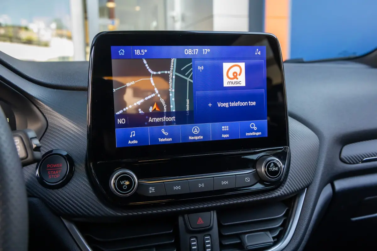 1.5 Ecoboost ST-X | 200pk. | Winterpack | Apple Carplay/Android Auto | Camera | 18'' inch L.M. Velgen | Achteruitrijcamera | Airco (automatisch) | Matrix LED koplampen
