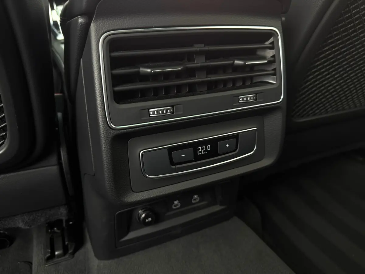 60 TFSI e quattro Pro Line S Competition | RS-Seats | Panorama | Luchtvering | Softclose | BTW