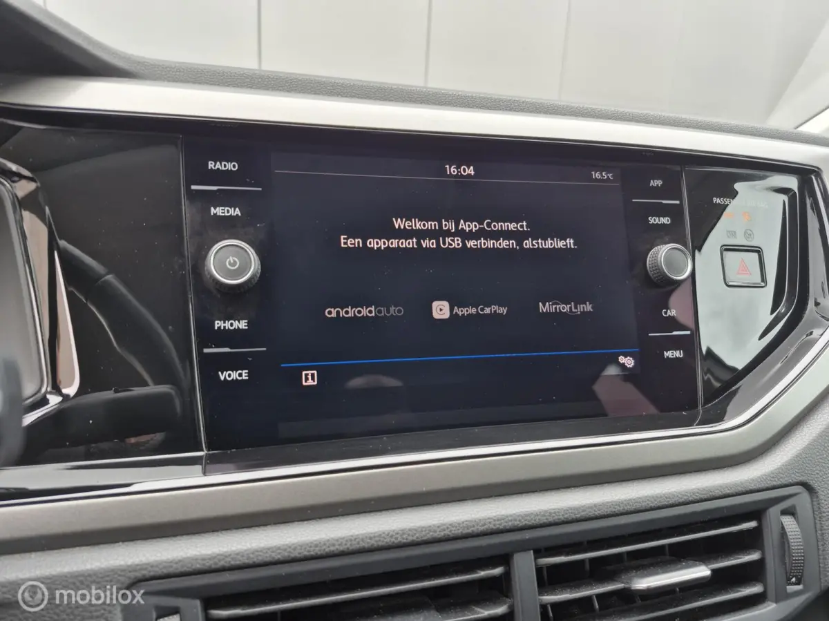 1.0 TSI Automaat / Clima / Cruis / App Connect