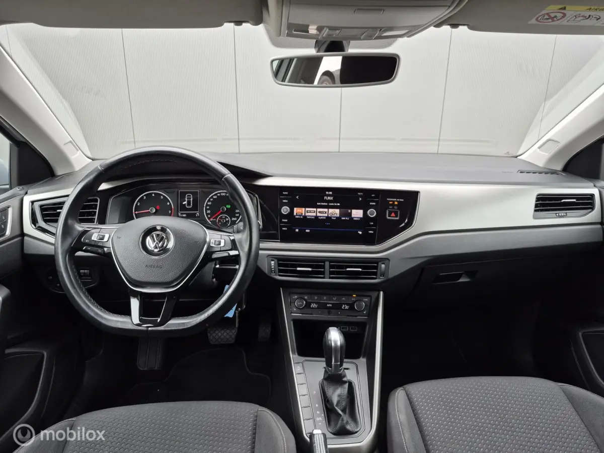 1.0 TSI Automaat / Clima / Cruis / App Connect