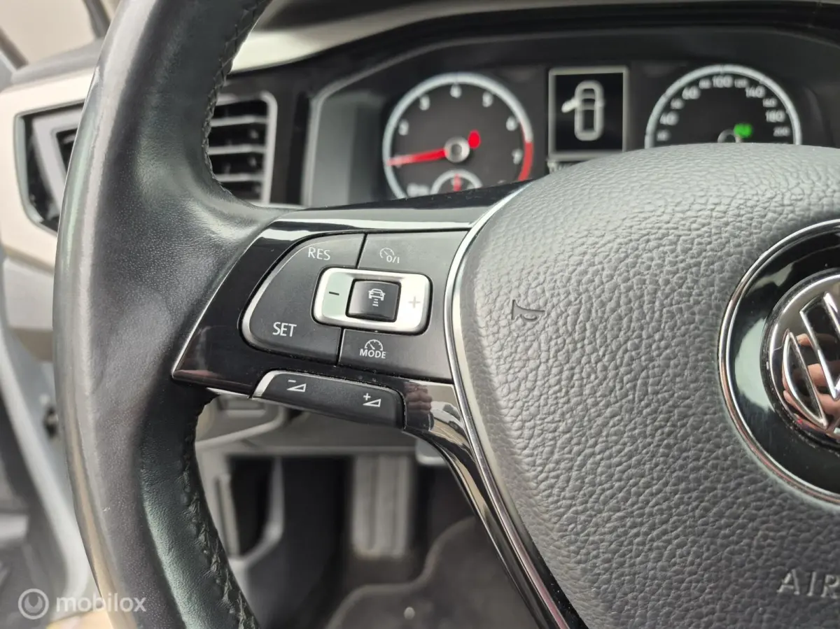 1.0 TSI Automaat / Clima / Cruis / App Connect