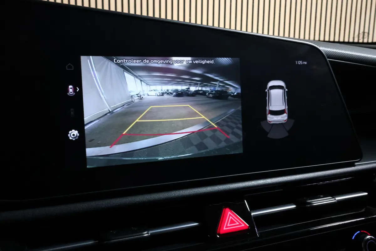 1.6 GDi Hybrid DynamicLine AVM NAVI LANE CAMERA PDC CLIMA DAB "23