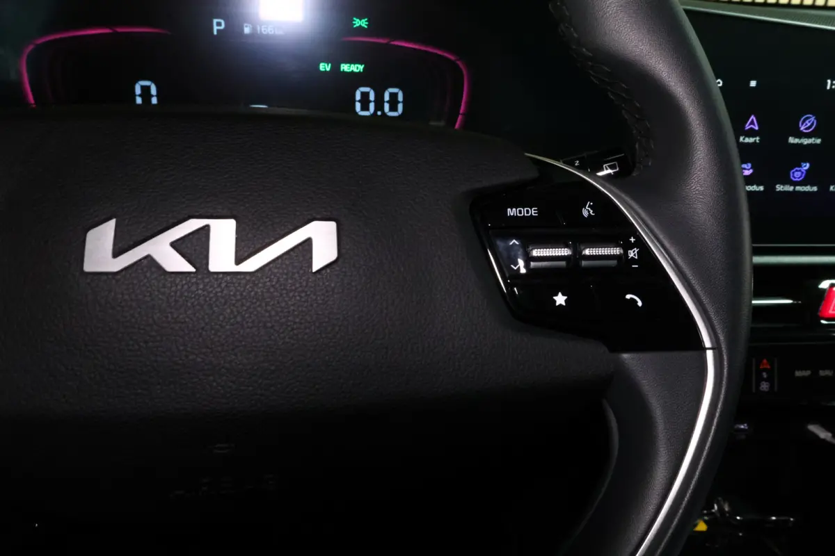 1.6 GDi Hybrid DynamicLine AVM NAVI LANE CAMERA PDC CLIMA DAB "23