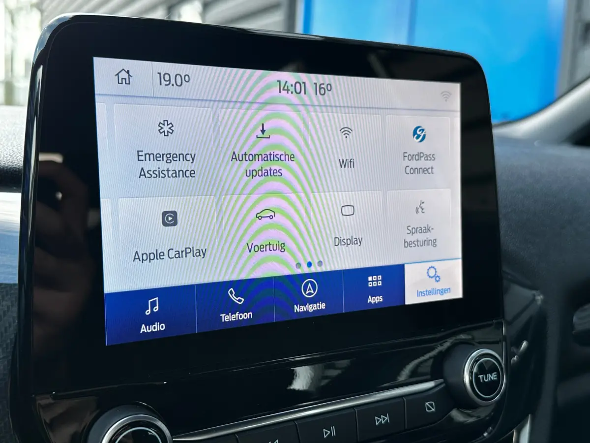 1.0 ST-Line | STUUR, STOEL EN VOORRUITVERWARMING| NAVIGATIE + APPLE CARPLAY/ANDROID AUTO| KEYLESS START| PARKEERSENSOREN| DAB| LED ACHTERLICHTEN|