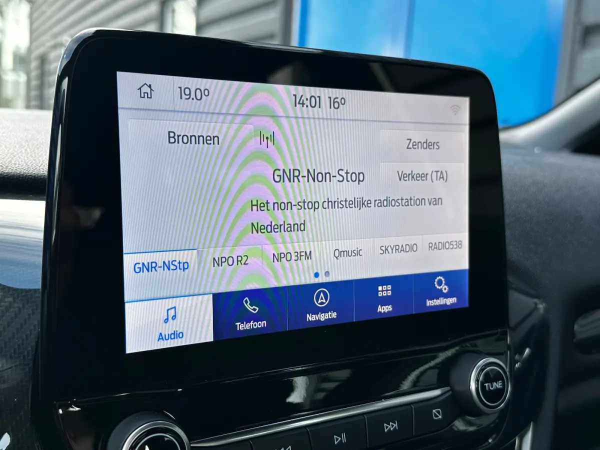 1.0 ST-Line | STUUR, STOEL EN VOORRUITVERWARMING| NAVIGATIE + APPLE CARPLAY/ANDROID AUTO| KEYLESS START| PARKEERSENSOREN| DAB| LED ACHTERLICHTEN|