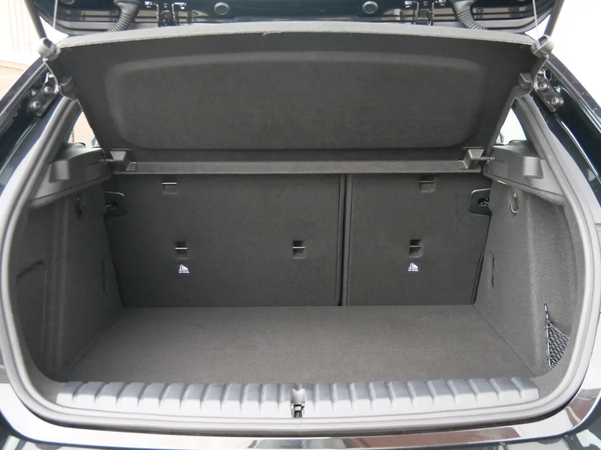 116 automaat 123pk M Sportpakket Pro Stoelverwarming /  Camera / Keyless entry