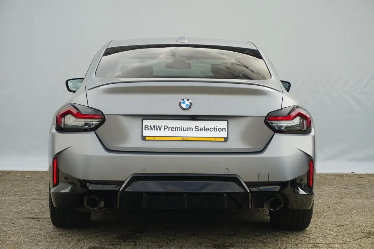 218i Individual Frozen Pure Grey | M Sportpakket | Stuur- en stoelverwarming | Harman Kardon | Innovation Pack | Comfort Pack |