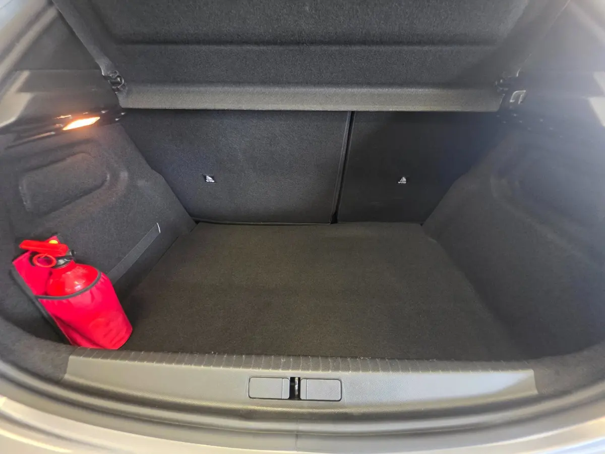 1.2 PT Allure Automaat – 18.000 km – Carplay – Camera - adaptive cruise control –
