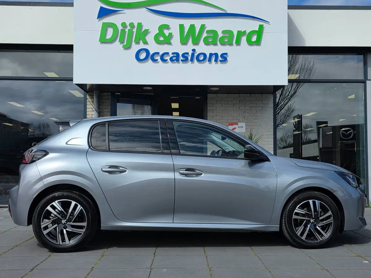 1.2 PT Allure Automaat – 18.000 km – Carplay – Camera - adaptive cruise control –