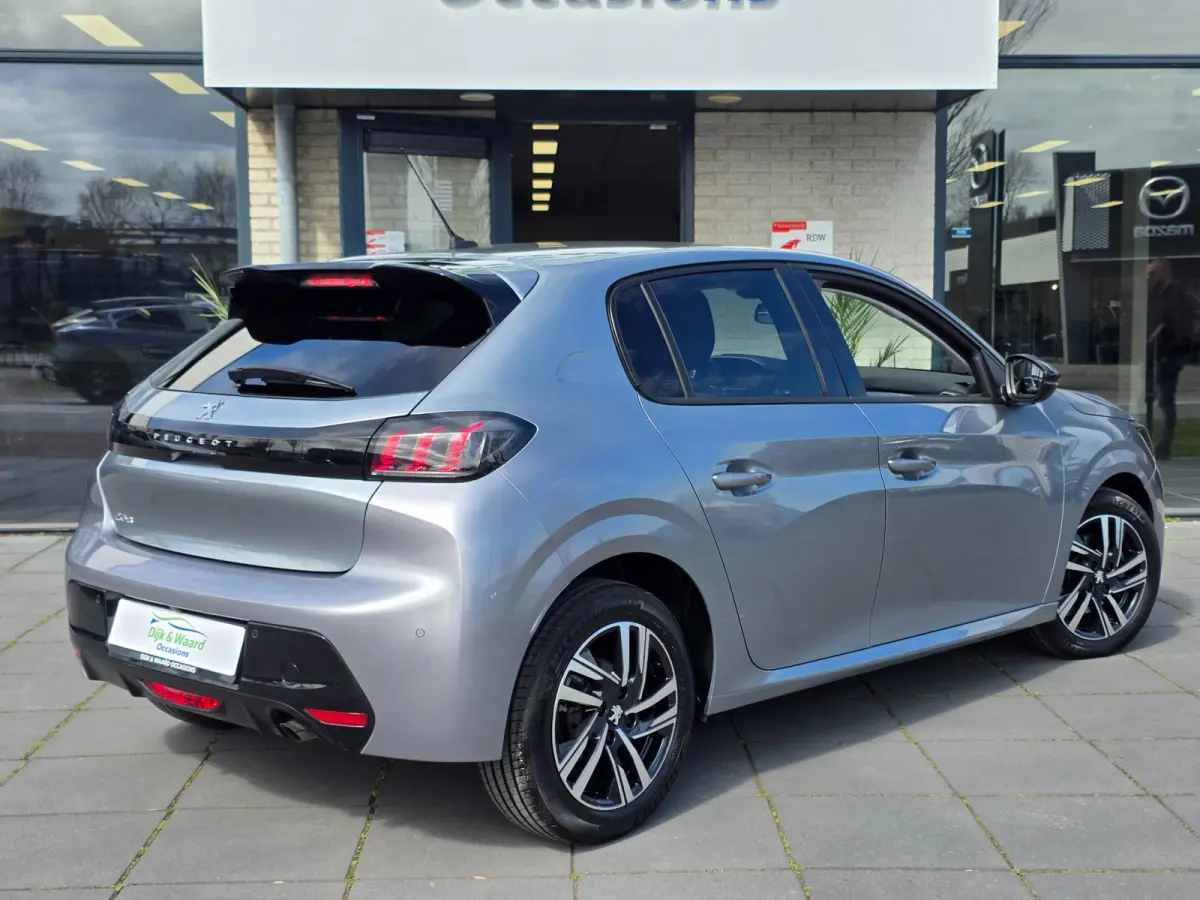 1.2 PT Allure Automaat – 18.000 km – Carplay – Camera - adaptive cruise control –