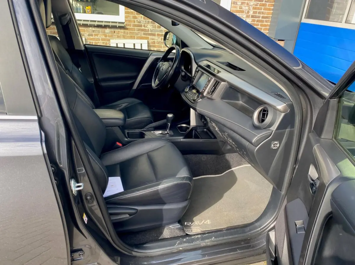 2.5 Hybrid Executive leder 360 cam crui