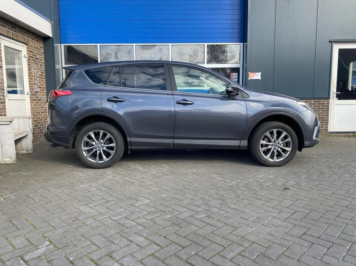 2.5 Hybrid Executive leder 360 cam crui