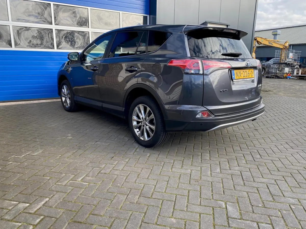2.5 Hybrid Executive leder 360 cam crui