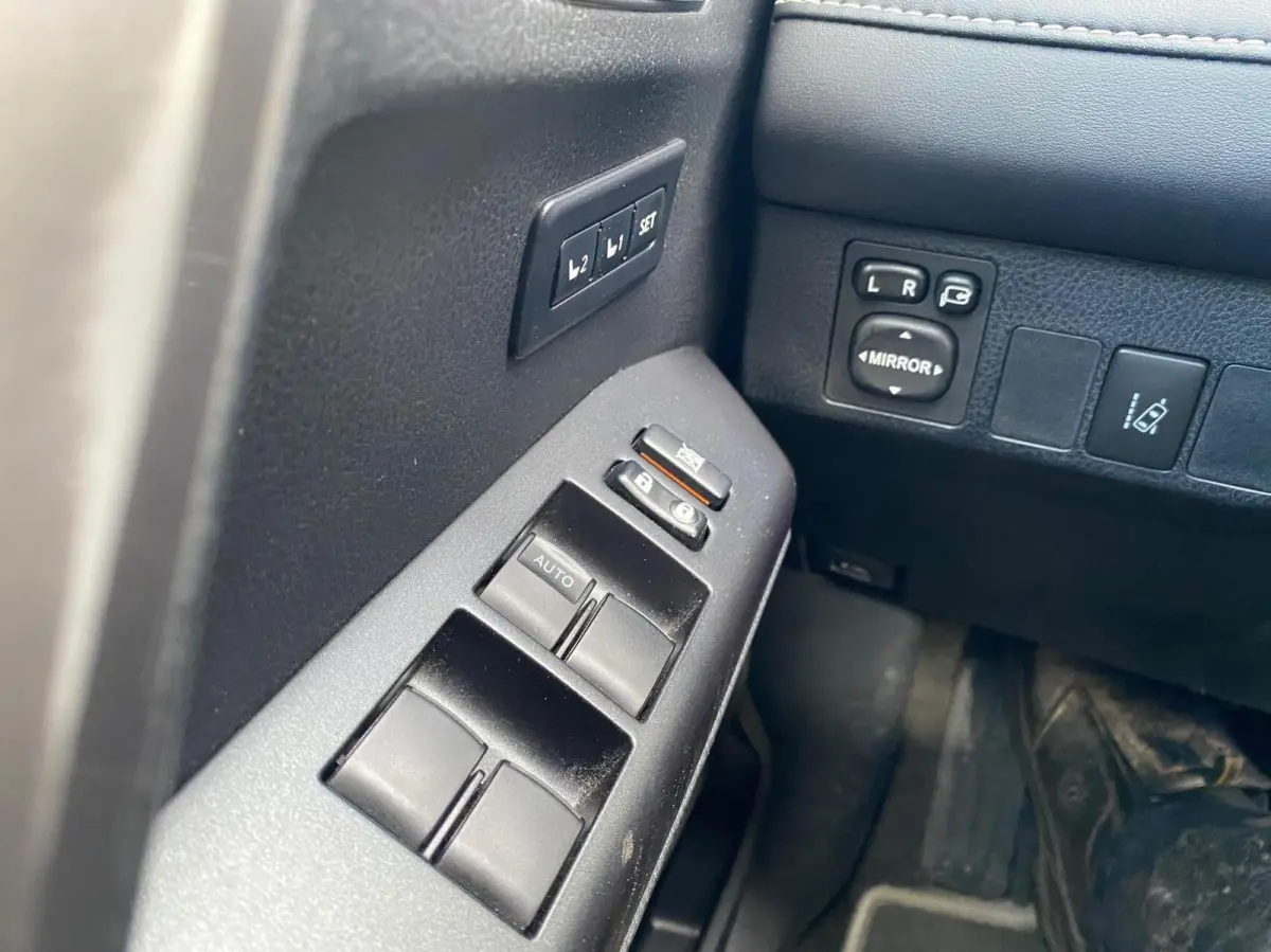 2.5 Hybrid Executive leder 360 cam crui