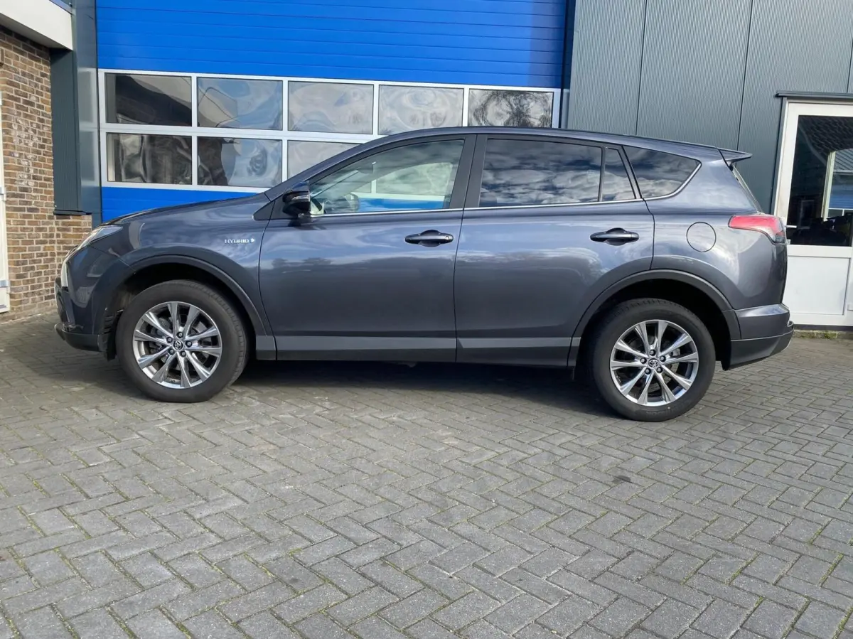 2.5 Hybrid Executive leder 360 cam crui